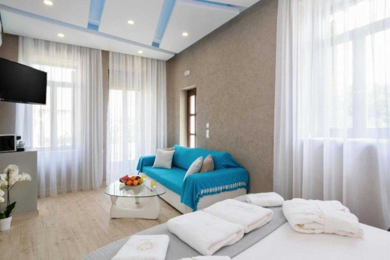חאניה Diamond Luxury Suites מראה חיצוני תמונה